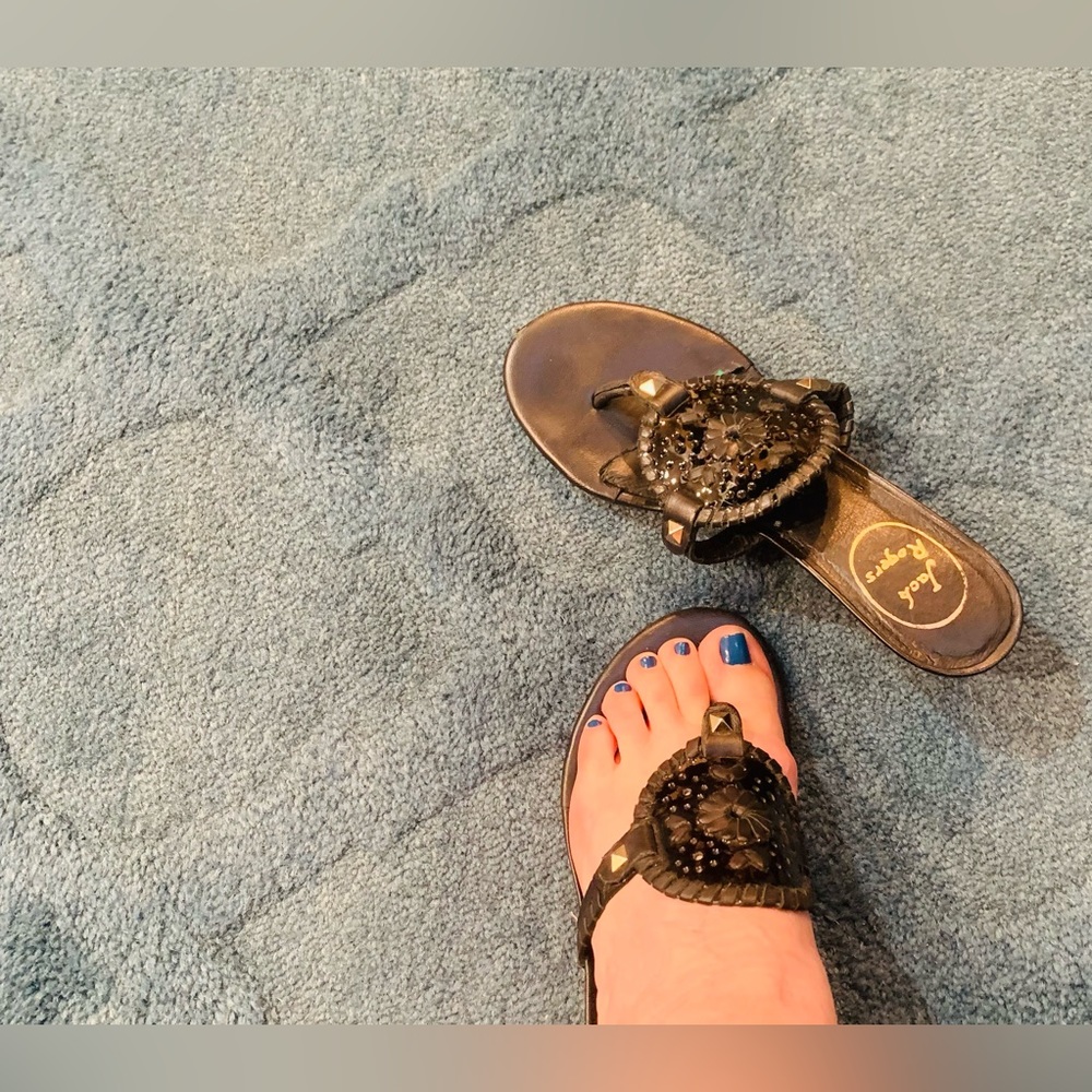 🌟 Be a Fashion Icon like Jacqueline Kennedy wearing Jack Rogers 🌟 #fans